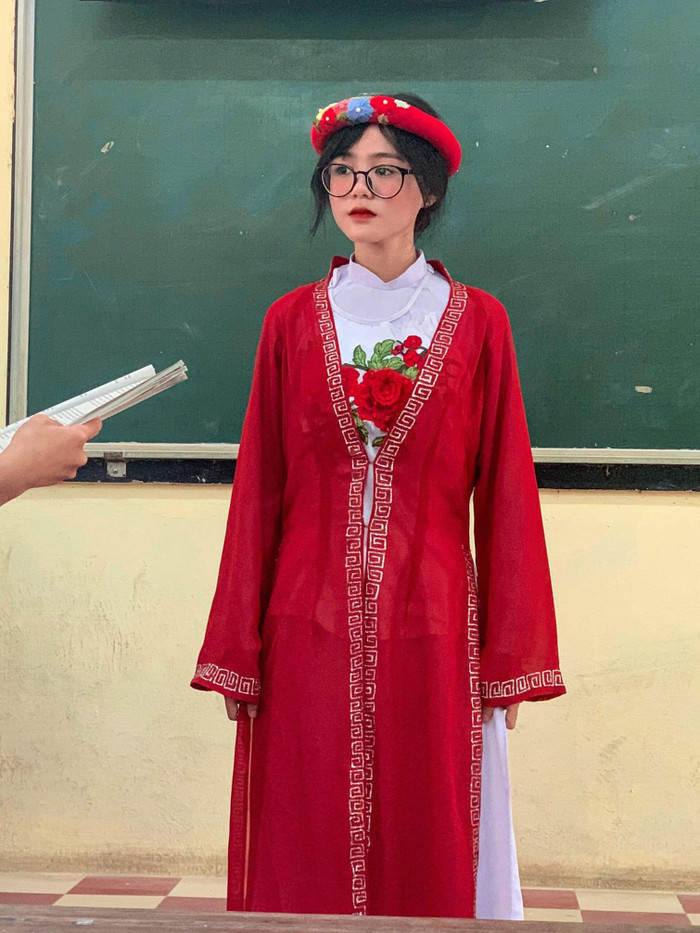 Nữ sinh nhận được nhiều sự quan tâm bởi sở hữu nhan sắc cực xinh đẹp. 