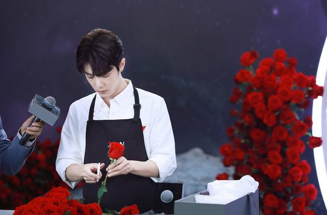 Vui vẻ sau sinh nhật chưa được bao lâu, Tiêu Chiến lại đối mặt với 3 vấn đề lớn! Ảnh 11