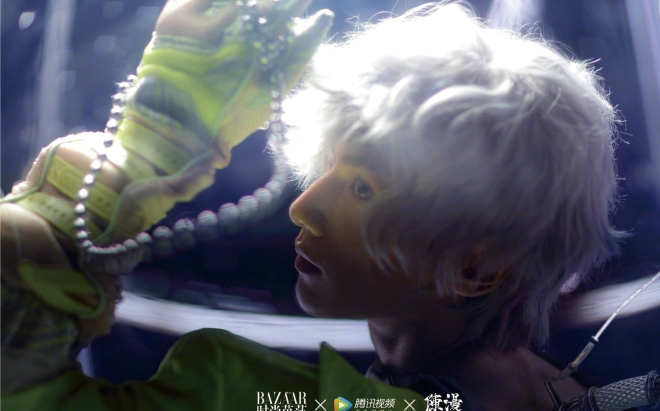 La Vân Hi hóa 'thiếu niên dũng sĩ' trên bìa Harper's Bazaar Star Ảnh 2