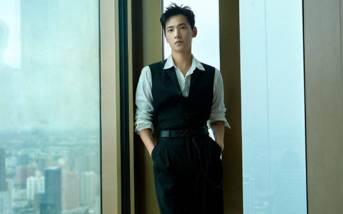 Dương Dương đẹp trai hay già nua như ông chú khi không qua photoshop? Ảnh 2