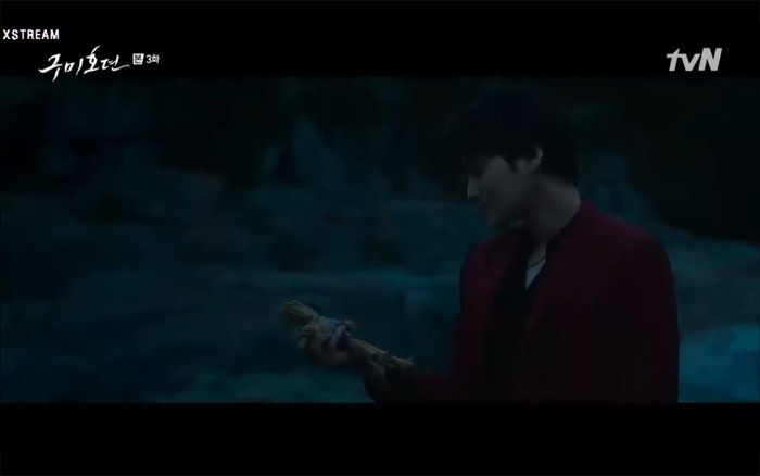 'Bạn trai tôi là hồ ly' tập 3: Jo Bo Ah bị hiến sống cho ác quỷ, Lee Dong Wook phá luật trời để giải cứu? Ảnh 5