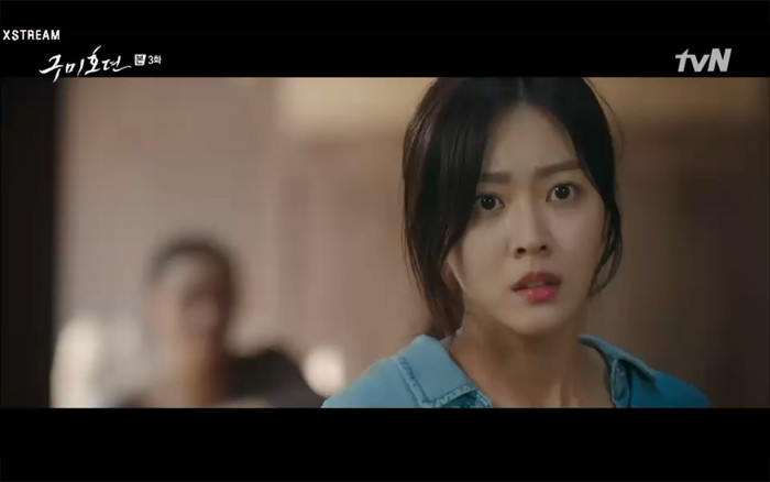 'Bạn trai tôi là hồ ly' tập 3: Jo Bo Ah bị hiến sống cho ác quỷ, Lee Dong Wook phá luật trời để giải cứu? Ảnh 20