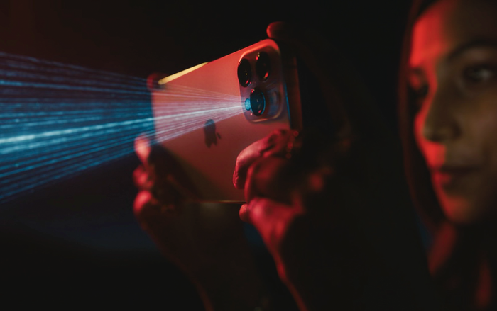 Chất lượng video được quay bằng iPhone 12 cũng được cải thiện đáng kể nhờ những nâng cấp trên cả phần cứng lẫn phần mềm. (Ảnh: Apple)