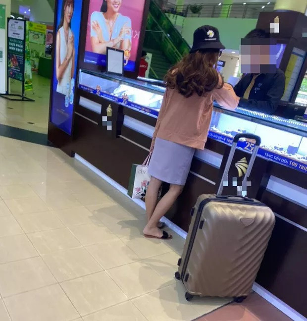 Thắng bị bắt khi đang mua kim cương