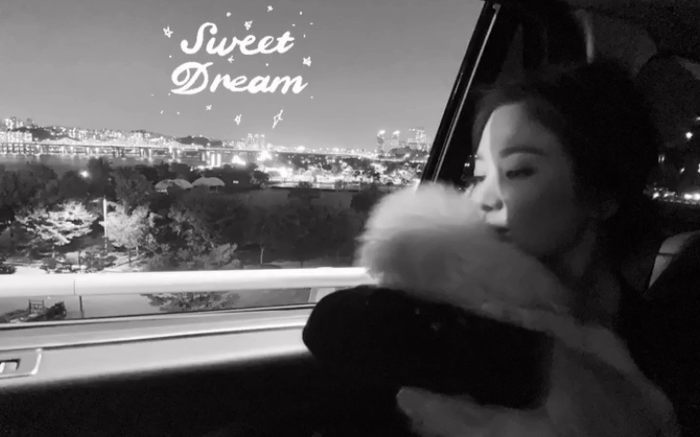 Song Hye Kyo buồn và cô đơn trước thềm kỷ niệm 3 năm ngày cưới Song Joong Ki Ảnh 2