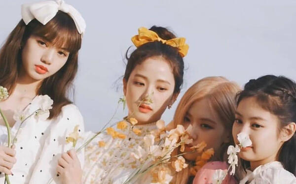 Blackpink tiếp tục lập kỉ lục với video vũ đạo 'Kill This Love' Ảnh 2