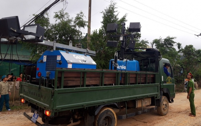 Trời mưa trở lại tại khu vực thủy điện Rào Trăng 3, khẩn trương tiến vào hiện trường cứu hộ Ảnh 2