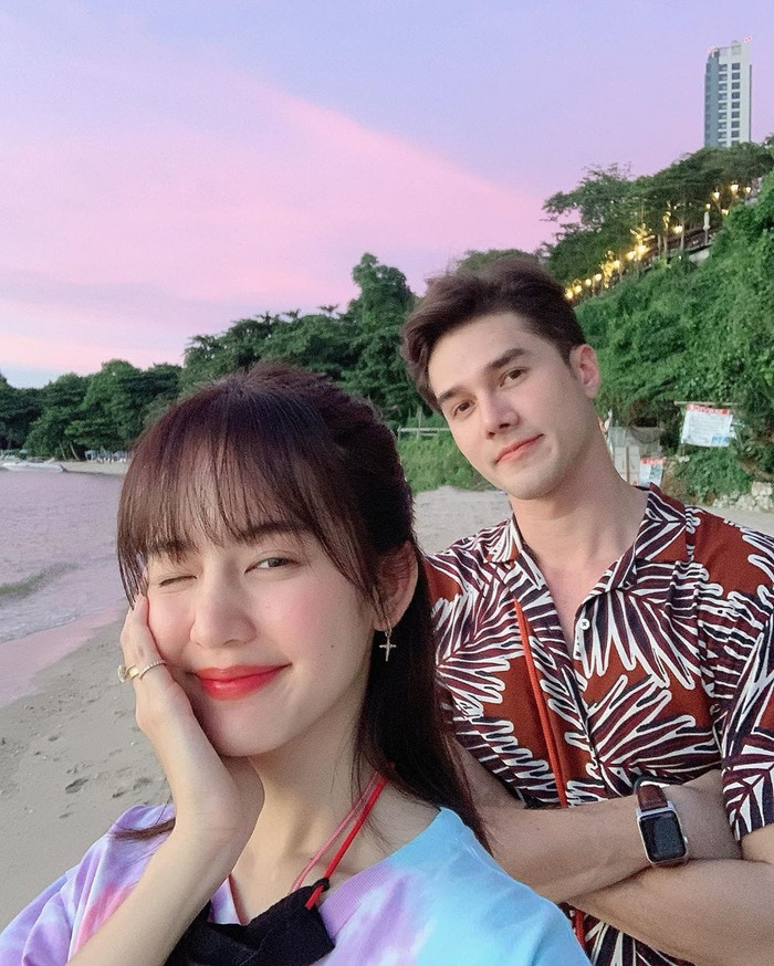 10 cặp nghệ sĩ đang yêu nhau mặn nồng trong làng giải trí xứ chùa Vàng Ảnh 12