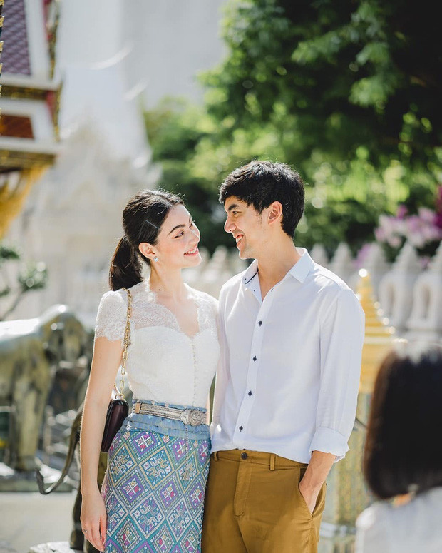 10 cặp nghệ sĩ đang yêu nhau mặn nồng trong làng giải trí xứ chùa Vàng Ảnh 7