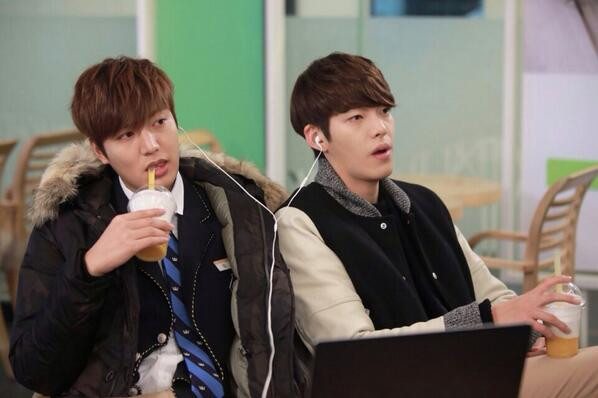 Khi những nhân vật nam phụ chiếm trọn spotlight của nam nữ chính trên màn ảnh Hàn Ảnh 5