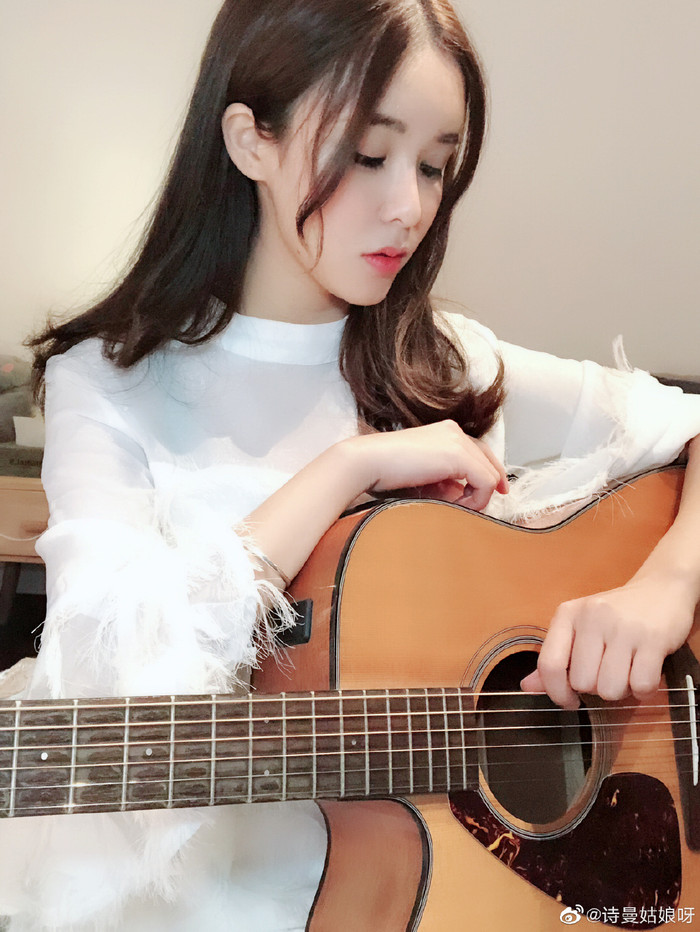 Thi Mạn đang sống cuộc sống của cô gái bình thường, không thị phi, không chiêu trò