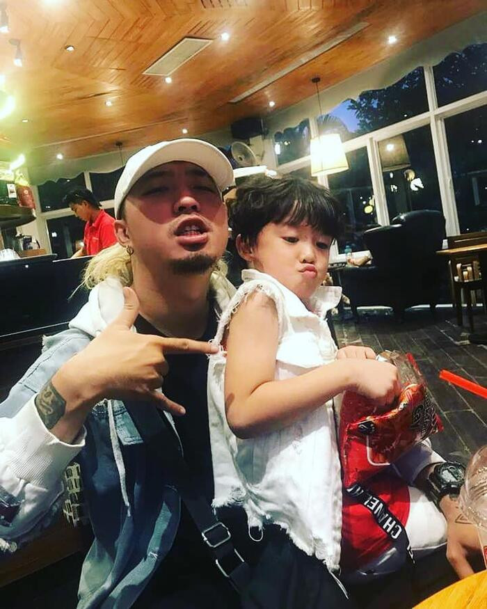  GIZMO cũng đánh giá rất cao khả năng, tư duy cảm thụ âm nhạc của Piggy, hứa hẹn sẽ là một nhân tố rap tiềm năng sẽ tỏa sáng tại thị trường nhạc rap Việt Nam. 