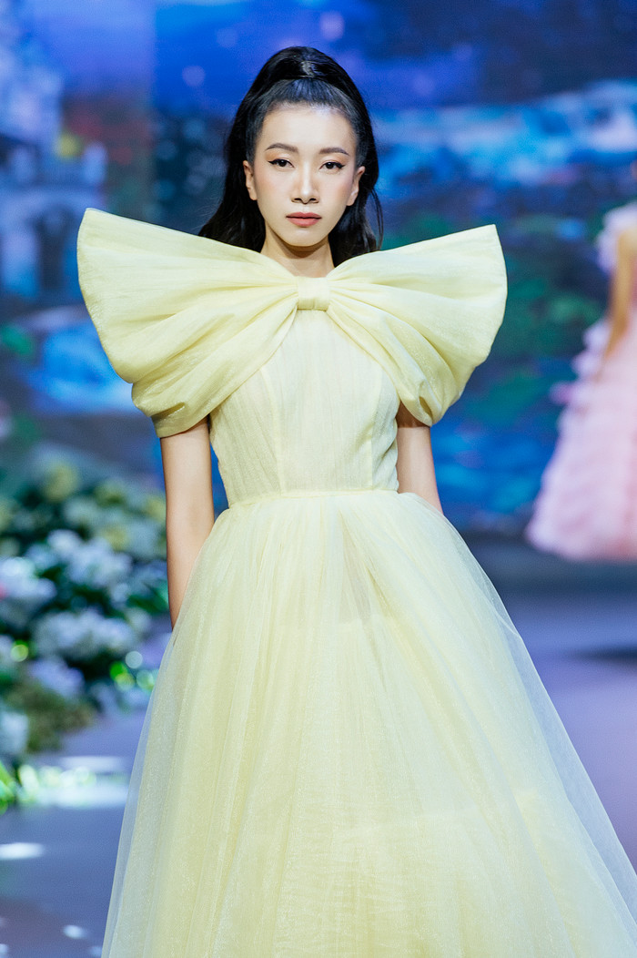 Chị đẹp Thanh Hằng hóa công chúa ngọt ngào, 'hack tuổi' như gái 18 Ảnh 12