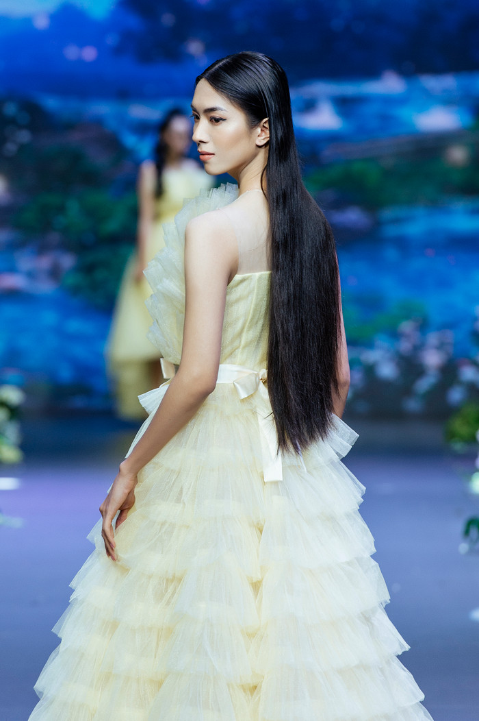 Chị đẹp Thanh Hằng hóa công chúa ngọt ngào, 'hack tuổi' như gái 18 Ảnh 13