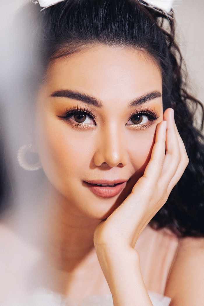 Chị đẹp Thanh Hằng hóa công chúa ngọt ngào, 'hack tuổi' như gái 18 Ảnh 1