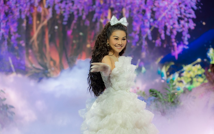 Chị đẹp Thanh Hằng hóa công chúa ngọt ngào, 'hack tuổi' như gái 18 Ảnh 2