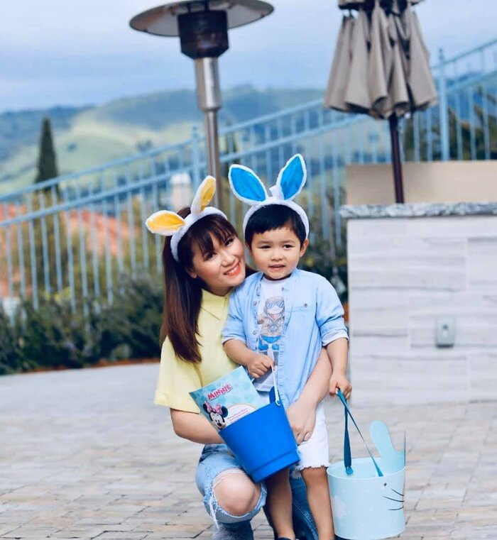 Theo đó, vợ chồng Đan Trường hi vọng sẽ tạo ra môi trường sống tốt nhất để con trai mình phát triển.