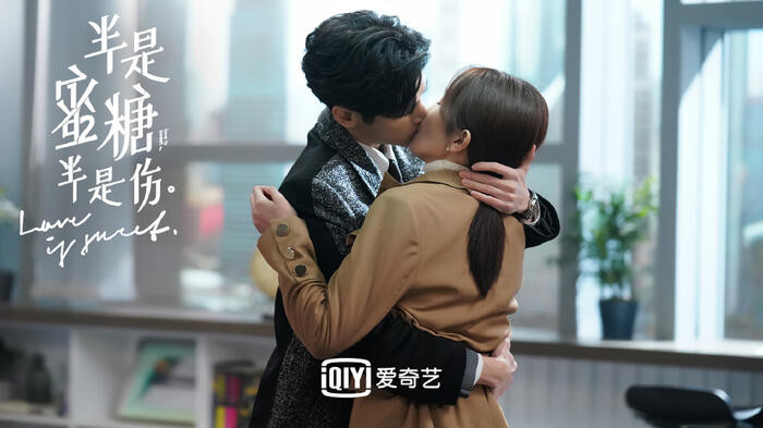 Địch Lệ Nhiệt Ba - Hoàng Cảnh Du và Bạch Lộc - La Văn Hi số quá nhọ khi bị phụ huynh 'bắt tại trận' cảnh khóa môi Ảnh 4