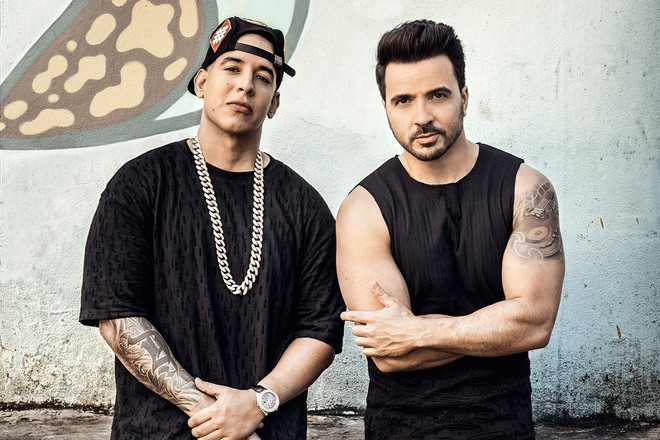 Bộ đôi Luis Fonsi và Daddy Yankee phá hàng loạt kỉ lục với siêu phẩm 'Despacito'.