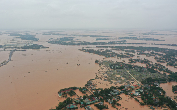 Mưa lớn diện rộng ở Trung Bộ kéo dài trong nhiều ngày tới Ảnh 2