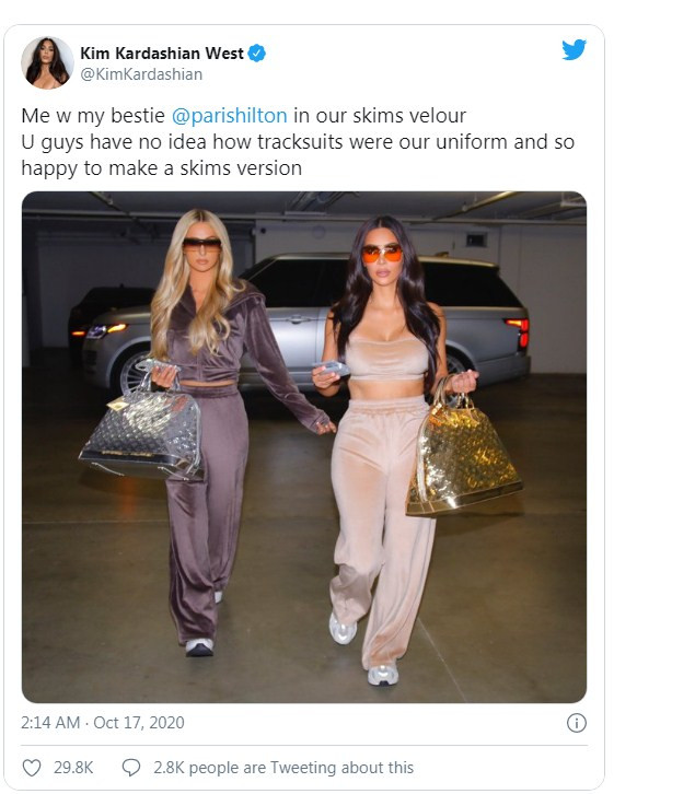 Kim Kardashian cũng update thông tin về BST mới trên trang cá nhân và mong chờ lần hợp tác này với cô bạn thân của mình 