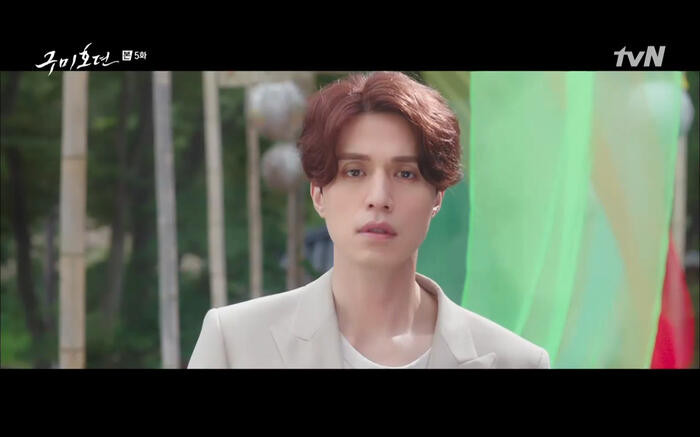 Những phân cảnh ấn tượng nhất tập 6 'Bạn trai tôi là hồ ly': Nụ hôn bất ngờ, thân phận xà tộc của Jo Bo Ah Ảnh 4