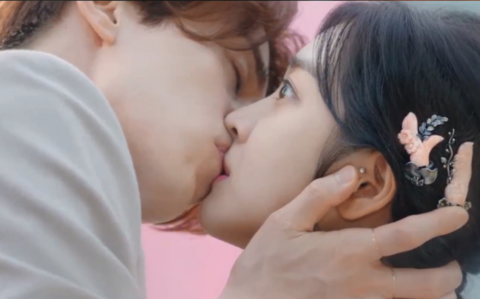 Những phân cảnh ấn tượng nhất tập 6 'Bạn trai tôi là hồ ly': Nụ hôn bất ngờ, thân phận xà tộc của Jo Bo Ah Ảnh 2