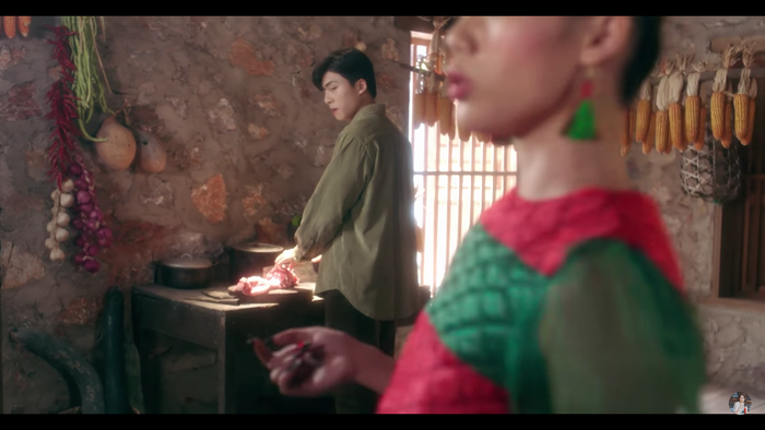 Chàng trai được Hương Ly đưa về nhà chăm sóc sau khi gặp gỡ trong một tình cảnh trái ngang.