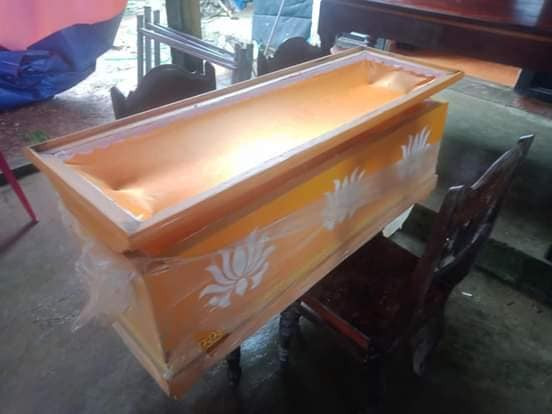 Gia đình đang chuẩn bị hậu sự cho bé