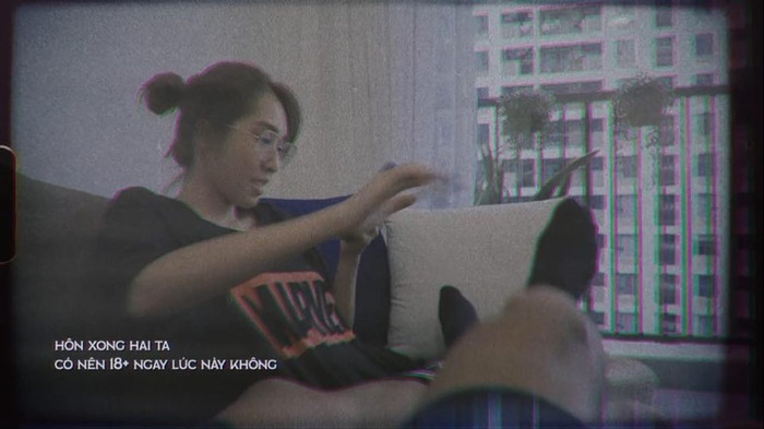 Hình ảnh đời thường vô cùng đáng yêu của Emily 