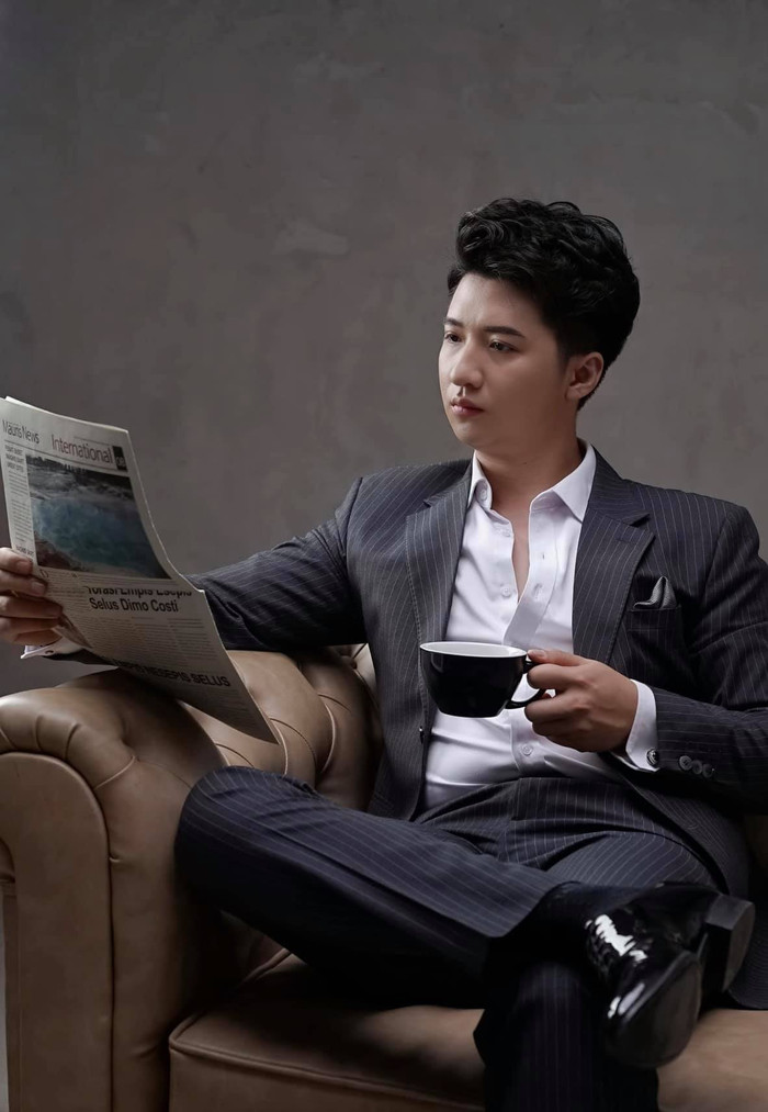 Trọng Hưng thường xuyên cập nhật hình ảnh trên trang cá nhân