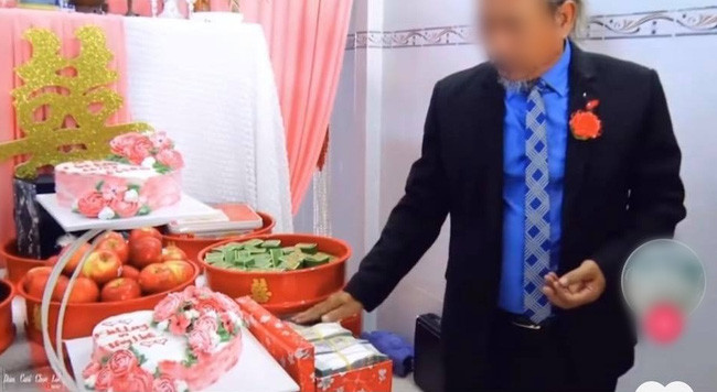 Hi vọng cô dâu chú rể trăm năm hạnh phúc