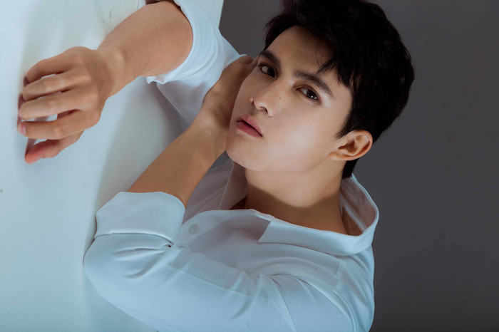 'Chồng người ta': Chuyện tình đam mỹ - tiểu tam lắm drama trong trailer chính thức của phim Ảnh 8