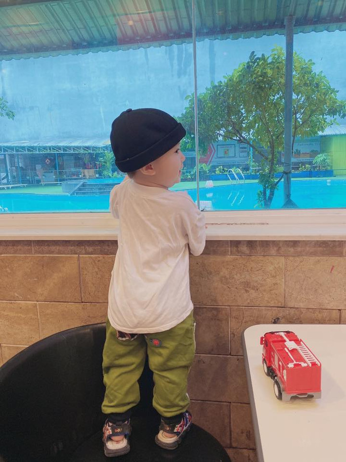 Bối Gia rất 'hóng' chuyện nhé!