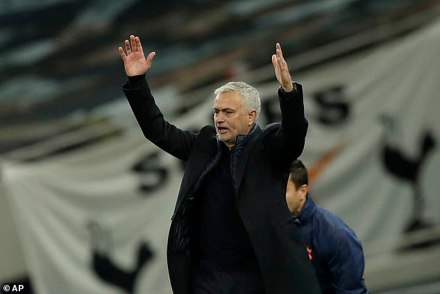 Jose Mourinho nói gì sau trận hòa nghiệt ngã của Tottenham? Ảnh 3