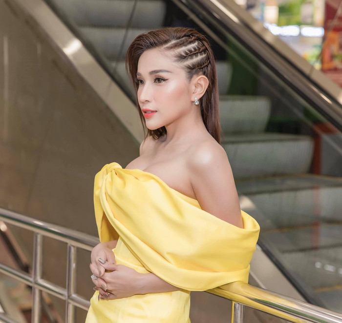 Khả Như xác nhận lấn sân ca hát, Phương Mỹ Chi lập tức phản ứng mạnh vì lý do này... Ảnh 9