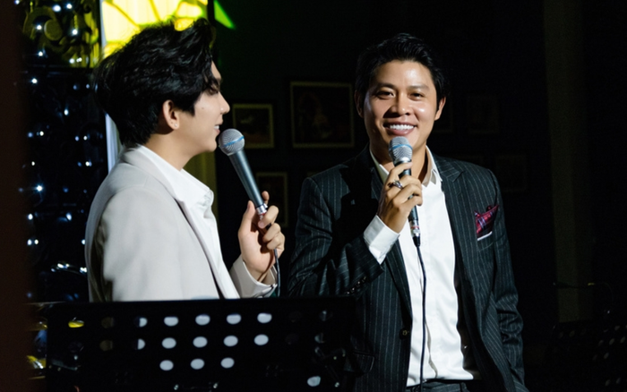 Nguyễn Văn Chung da diết trong đêm minishow, tuyên bố trở lại với dòng nhạc sở trường Ảnh 2