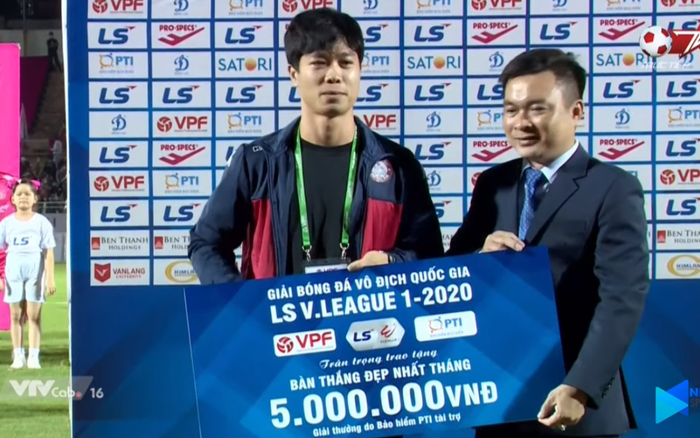 Vừa nhận 10 triệu đồng tiền thưởng, Công Phượng liền ủng hộ đồng bào miền Trung Ảnh 2