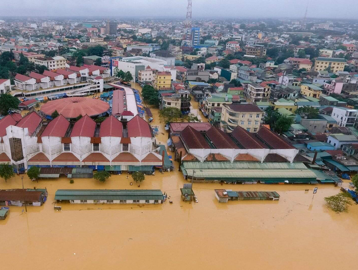 Miền Trung còn lại gì sau những đau thương mùa lũ dữ? Ảnh 9