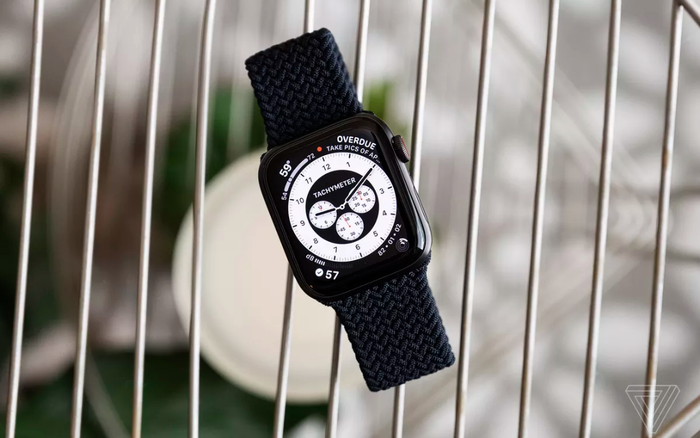 Hàng loạt Apple Watch SE bị quá nhiệt khiến hỏng màn hình, bỏng tay người đeo Ảnh 2