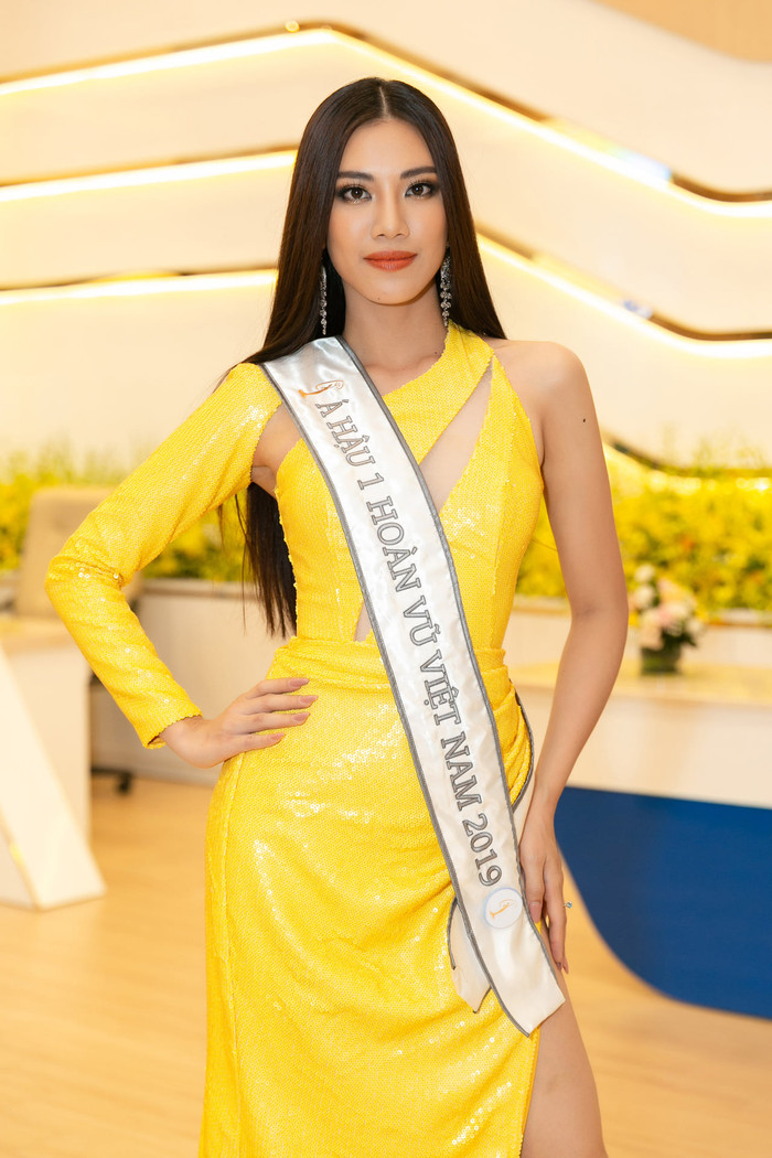 Nhan sắc mặn mà, sắc sảo của mỹ nhân Cần Thơ thuở mới đăng quang. 