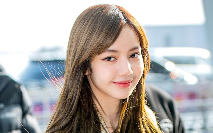 Knet muốn Lisa (Blackpink) phải thay đổi điều này: Xấu hay tốt? Ảnh 2