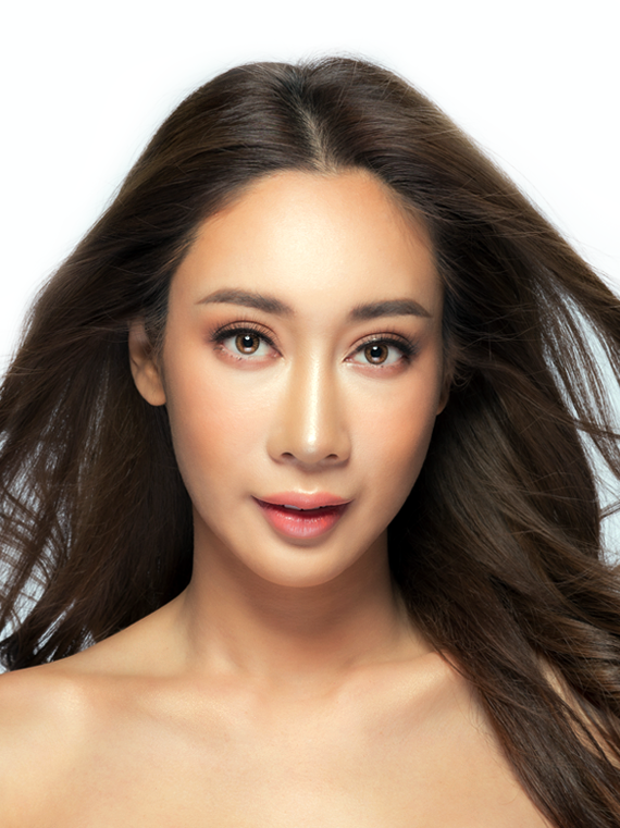 Đại diện Thái Lan - Người đẹp Teeyapar Sretsirisuvarna