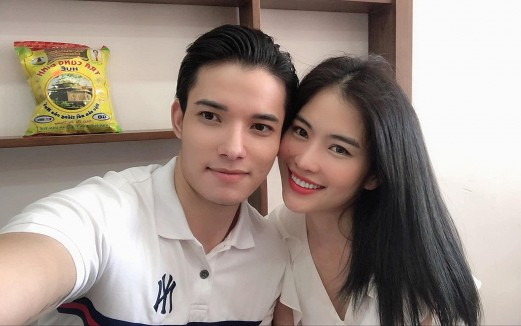 Nam Anh đăng ảnh đưa Sỹ Hưng về ra mắt mẹ, bạn trai hé lộ luôn thời gian hẹn hò Ảnh 2