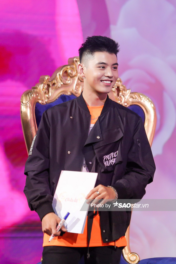 Chàng diễn viên 24 tuổi muốn 'lái máy bay' phải hỏi ý kiến mẹ Ảnh 7