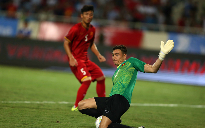 CLB TPHCM mua Đặng Văn Lâm để thay Bùi Tiến Dũng Ảnh 2