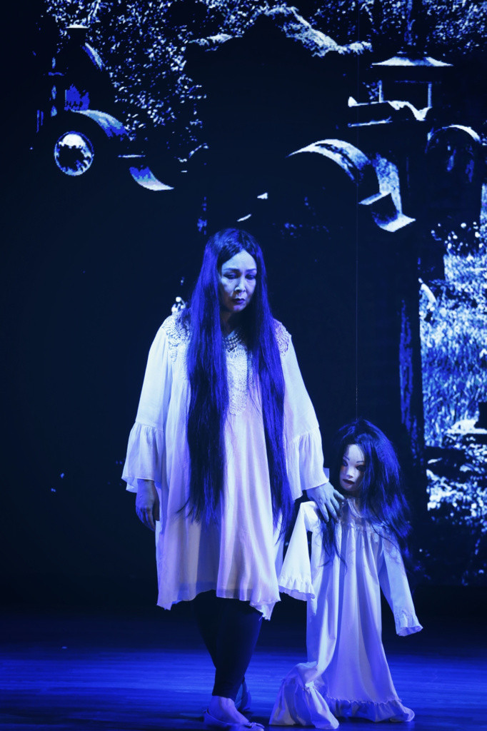 NSND Hồng Vân tái dựng những vở kịch nổi tiếng qua series 'lạnh gáy' mang tên 'Chuyện ma có thật' Ảnh 3