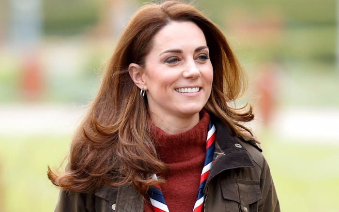 Bí ẩn tủ đồ Hoàng gia: 19 bí quyết làm đẹp giúp phụ nữ hoàng gia có vẻ ngoài hoàn mỹ Ảnh 2