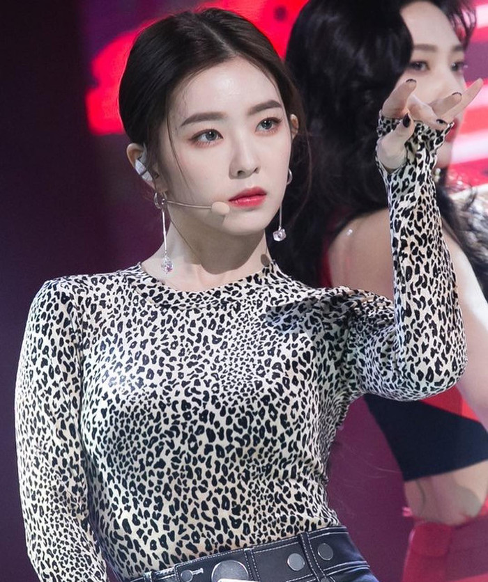 Irene (Red Velvet) bj biên tập viên thời trang bốc phốt thiếu chuyên nghiệp Ảnh 1