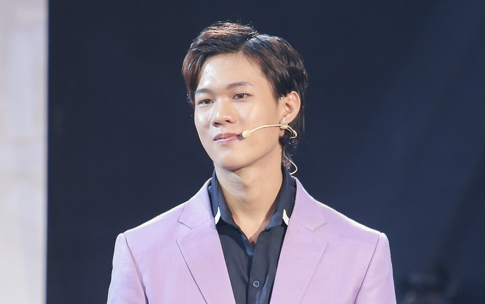 21 tuổi, chàng trai từ ứng dụng Tinder lên show hẹn hò để… học tiếp xúc với con gái Ảnh 2